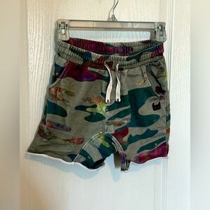 Munster Kids Special Issue camo soft shorts size 10